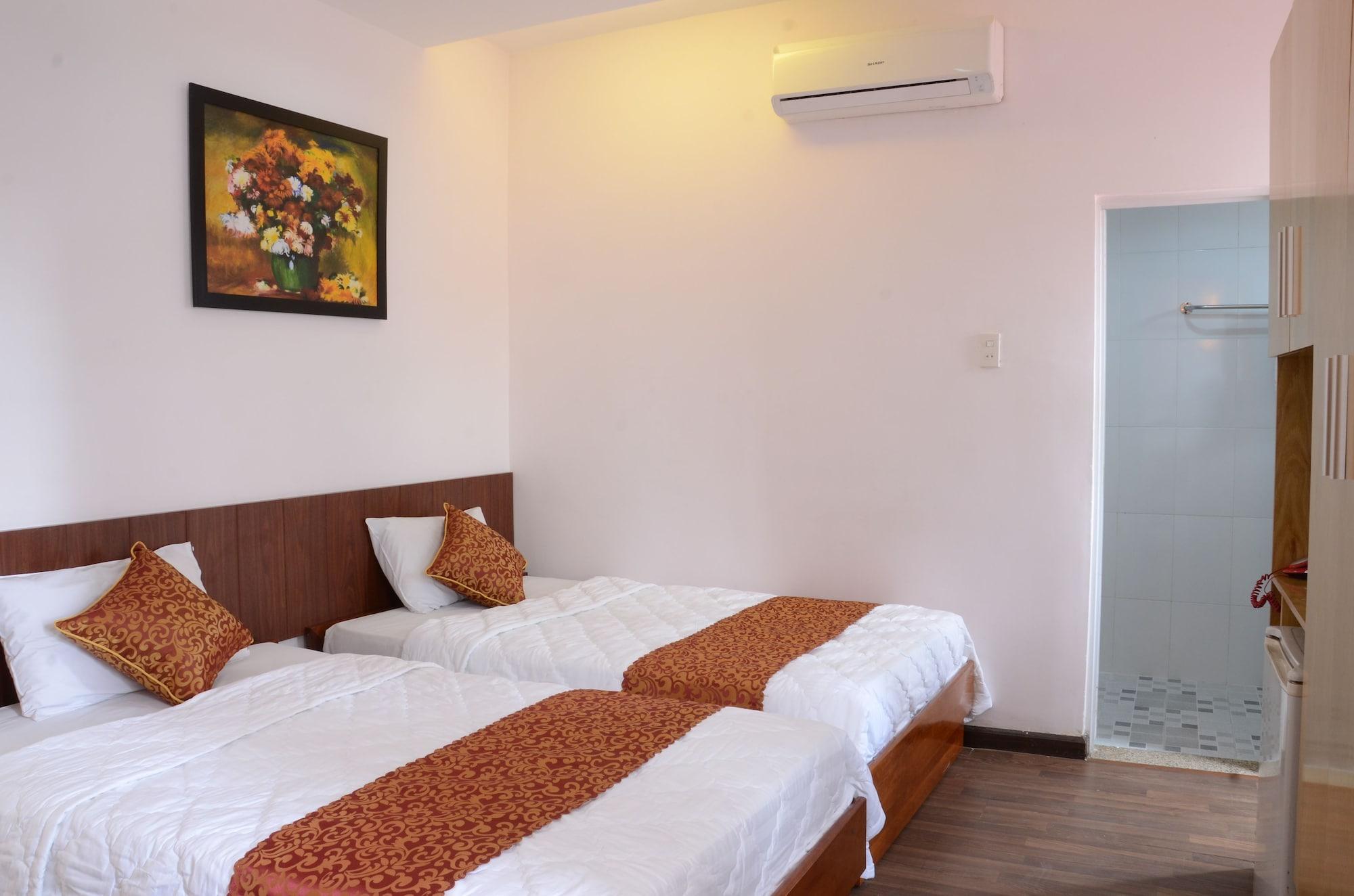 Ha Thanh Hotel Nha Trang Bagian luar foto