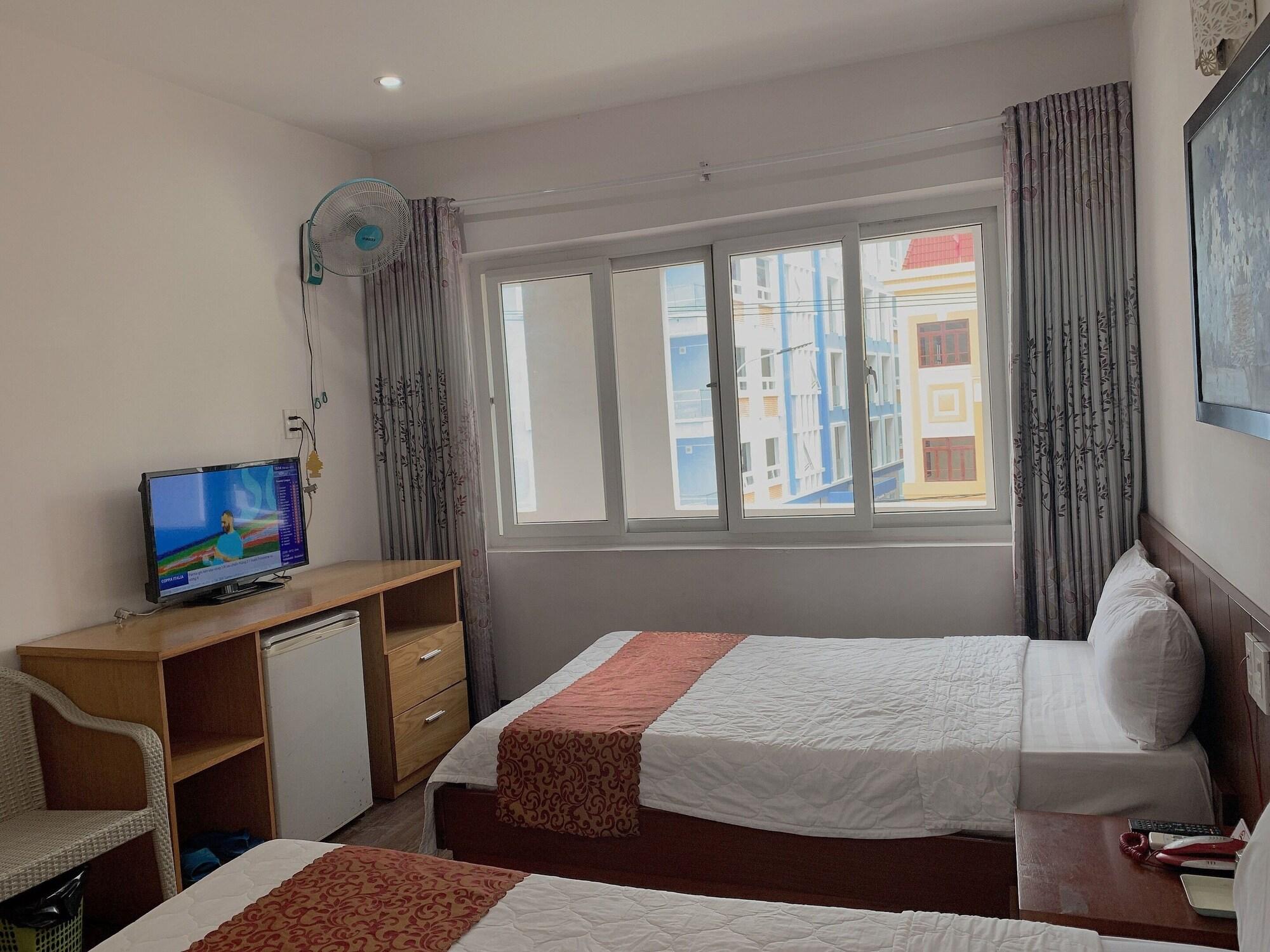 Ha Thanh Hotel Nha Trang Bagian luar foto