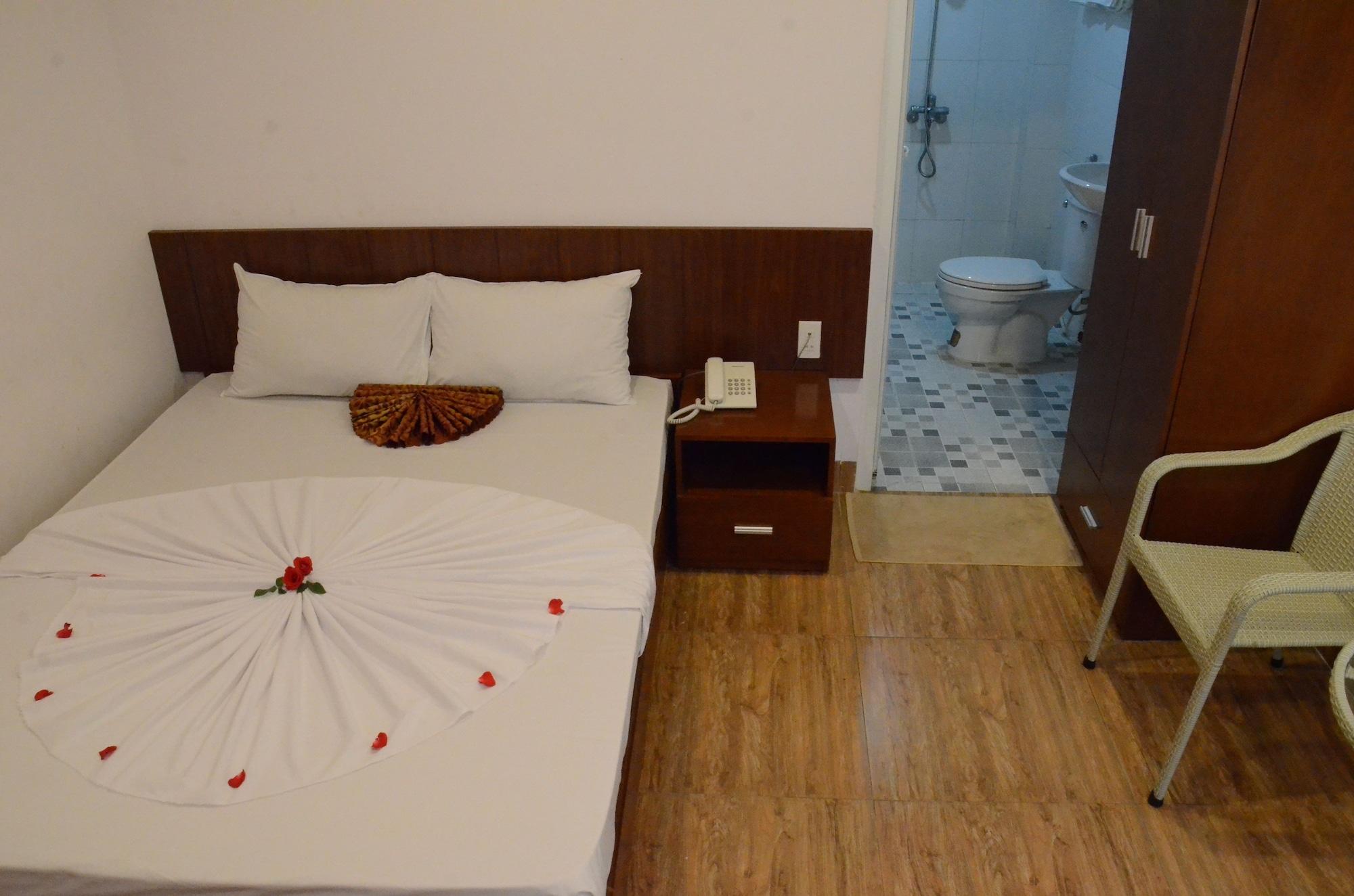 Ha Thanh Hotel Nha Trang Bagian luar foto