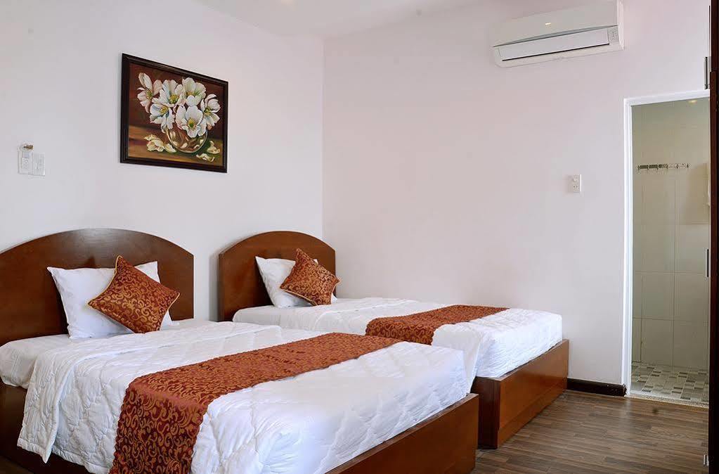 Ha Thanh Hotel Nha Trang Bagian luar foto